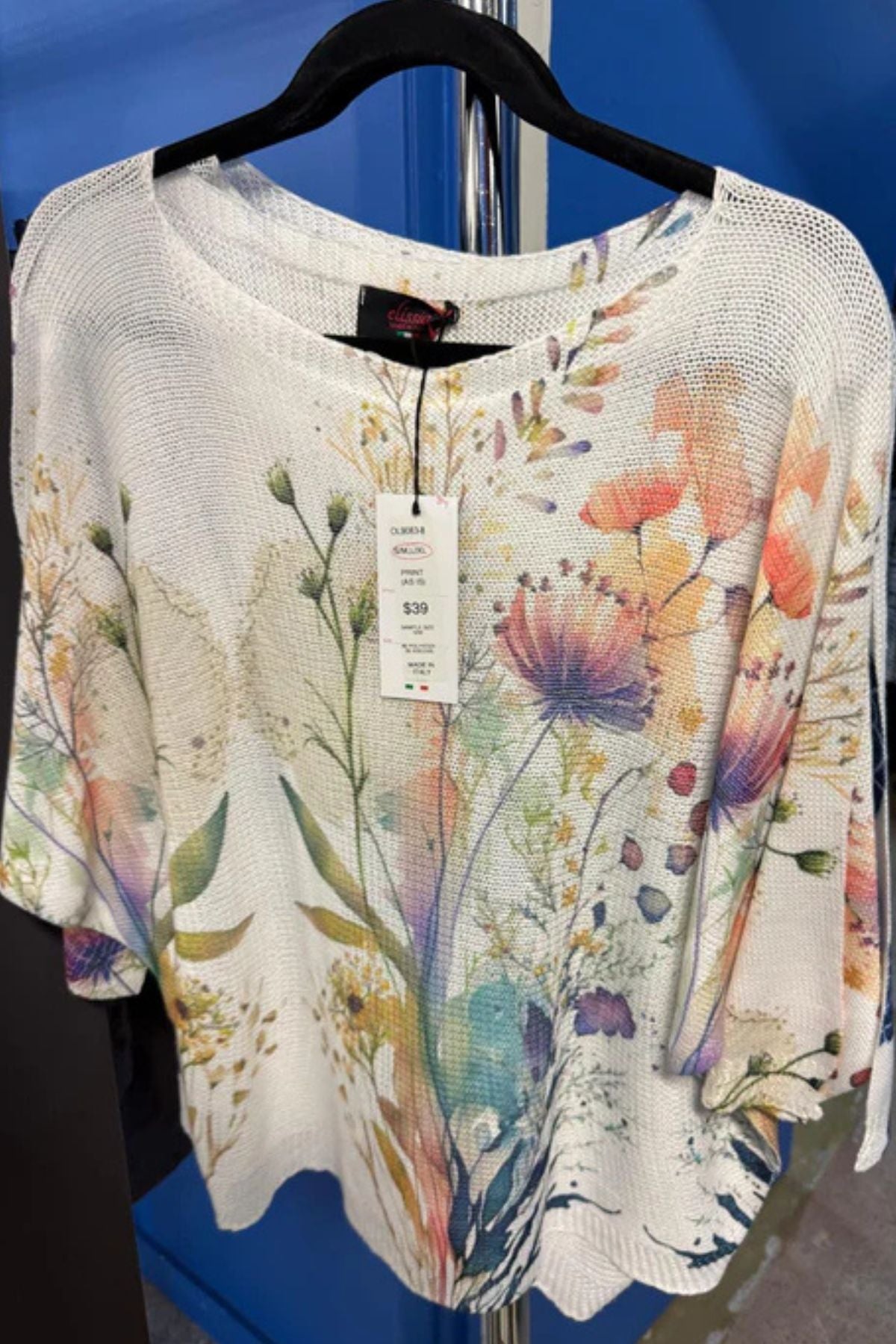 Elissia - Off White Top With Floral Pattern