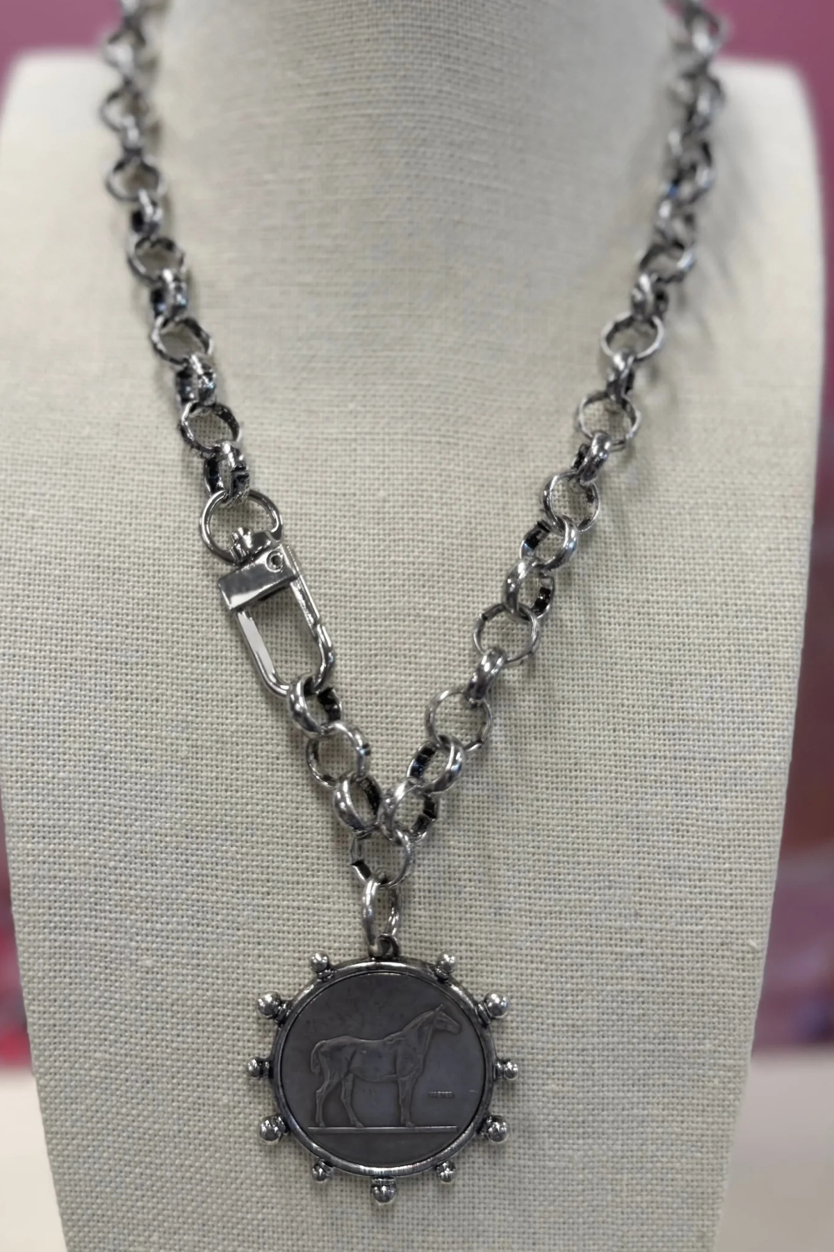 Valentine Rouge - Stallion Necklace